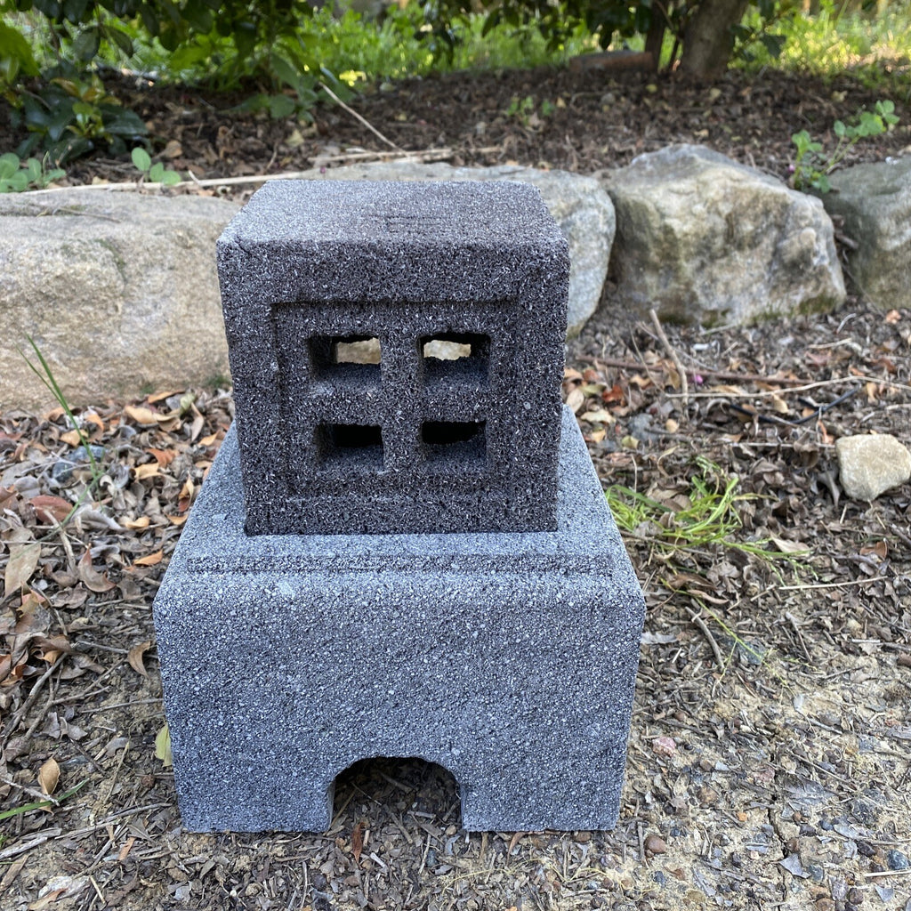 Garden Lantern Ornament Pagoda Chinese Japanese Lantern décor large 45 cm