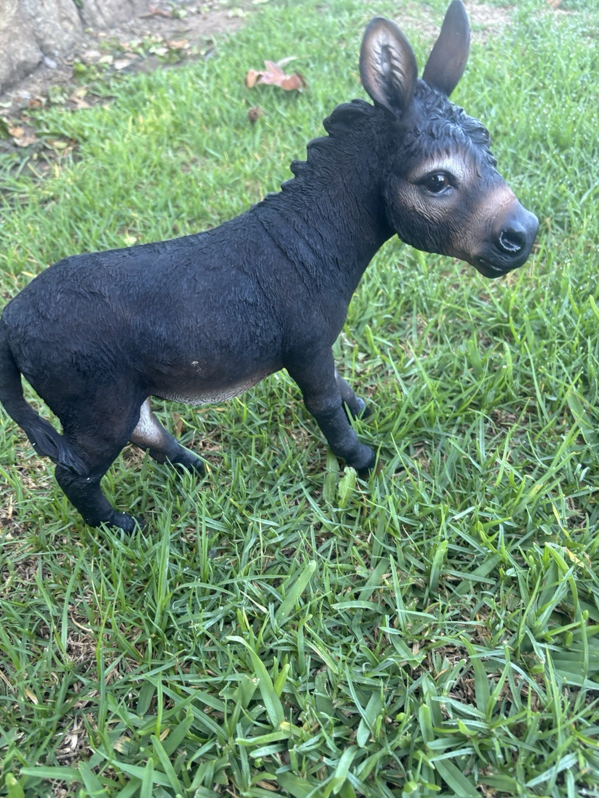 Resin Donkey Garden Statue | Farm Animal Ornament | Indoor & Outdoor Décor