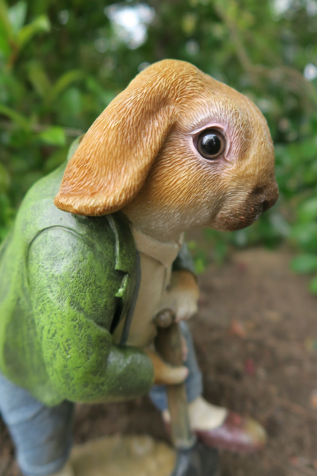 Willow Digging Rabbit Character Statues With Shovel Garden Statue lawn Ornament
