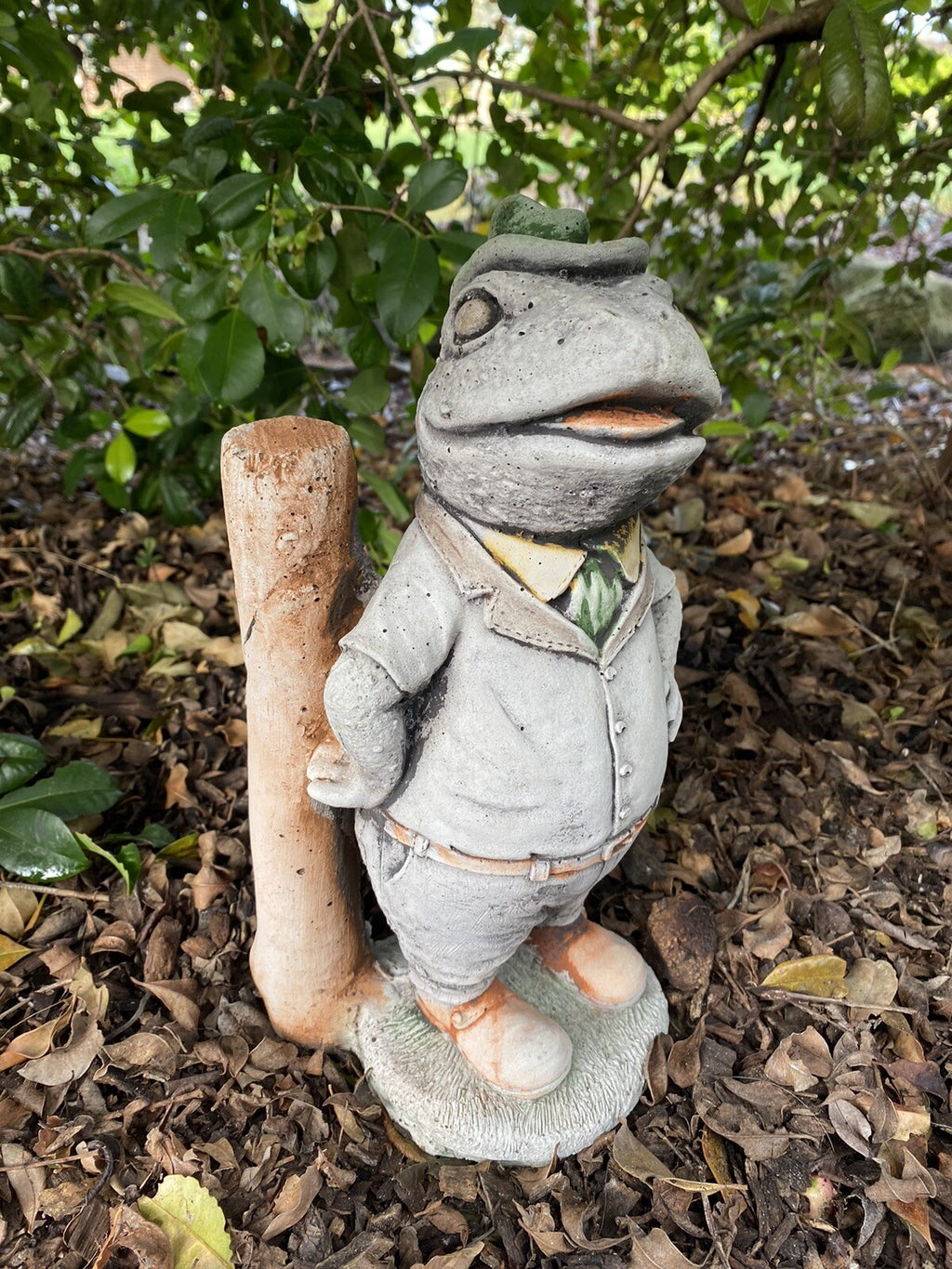 Willow frog Mr Fisher Animal Concrete Cement Garden Statue Australian Made