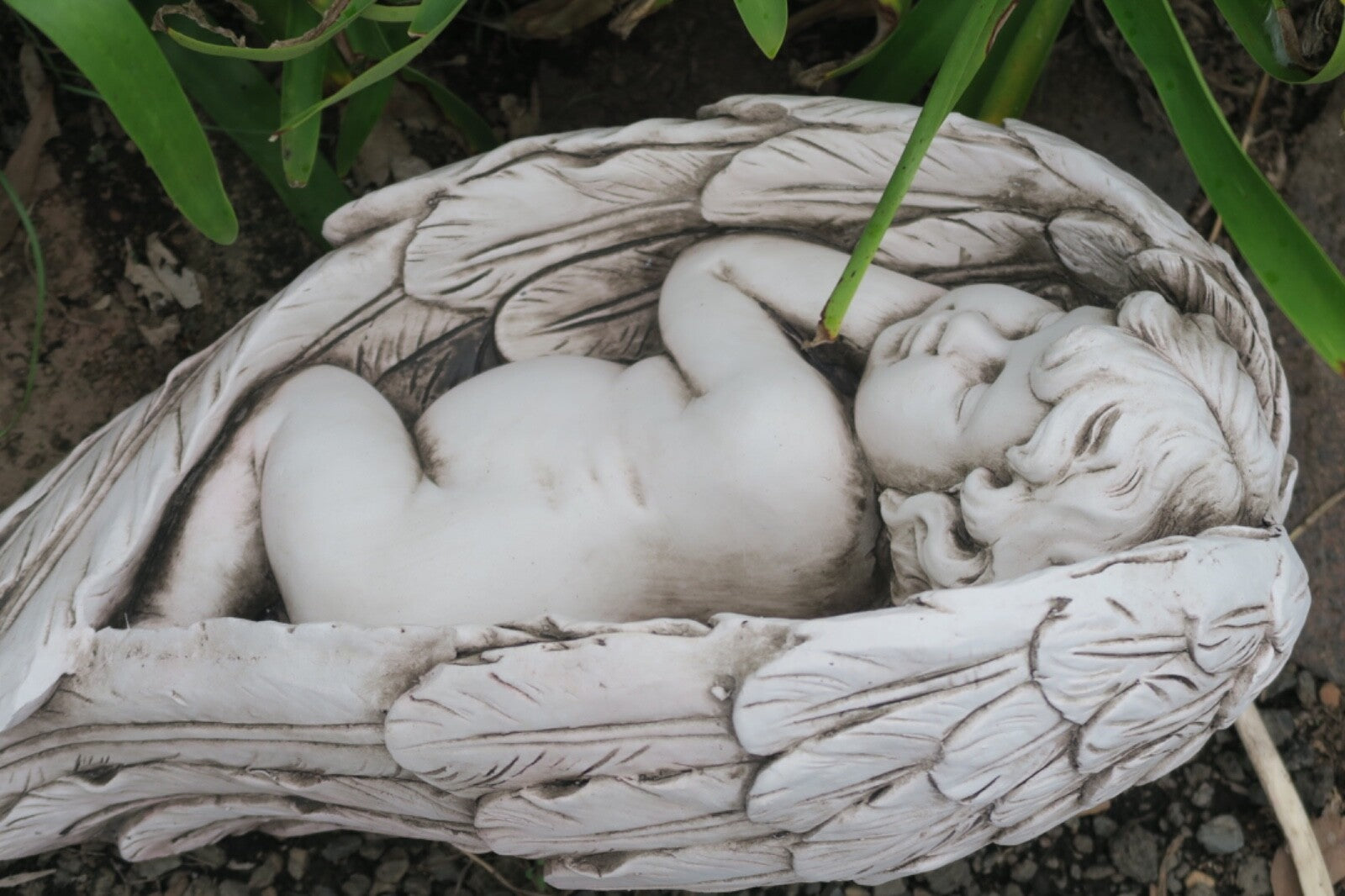2 x 50cm Angel Sleeping On Wings Garden Ornament Statue Home Decor