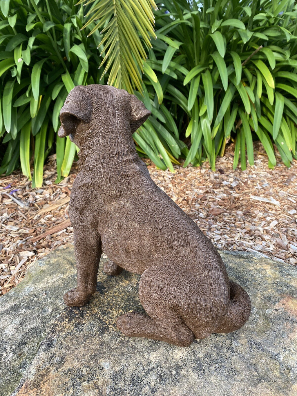 LABRADOR SITTING DOG PUPPY CHOCOLATE BROWN GUIDE GARDEN STATUE ORNAMENT MEMORIAL