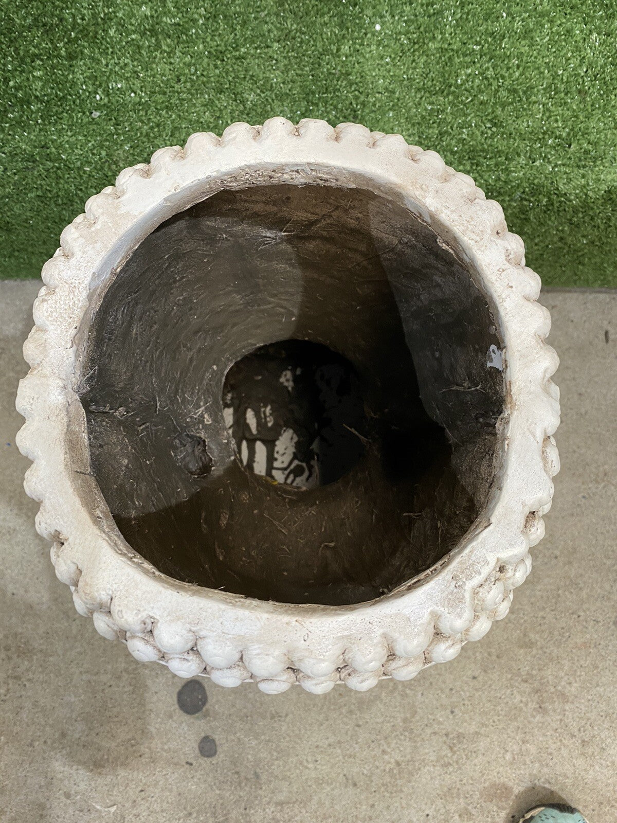 THAI BUDDHA HEAD PLANTER FLOWER POT ORNAMENT ANTIQUE WHITE 46CM