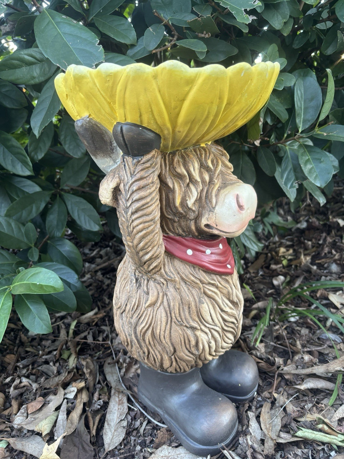 Highland Cow Bird Feeder | Outdoor Garden Bird Bath & Feeder Ornament
