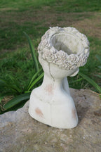 FLOWER GIRL PLANTER LADY FACE POT PLANTERS GARDEN PLANT FEATURE ANITQUE WHITE