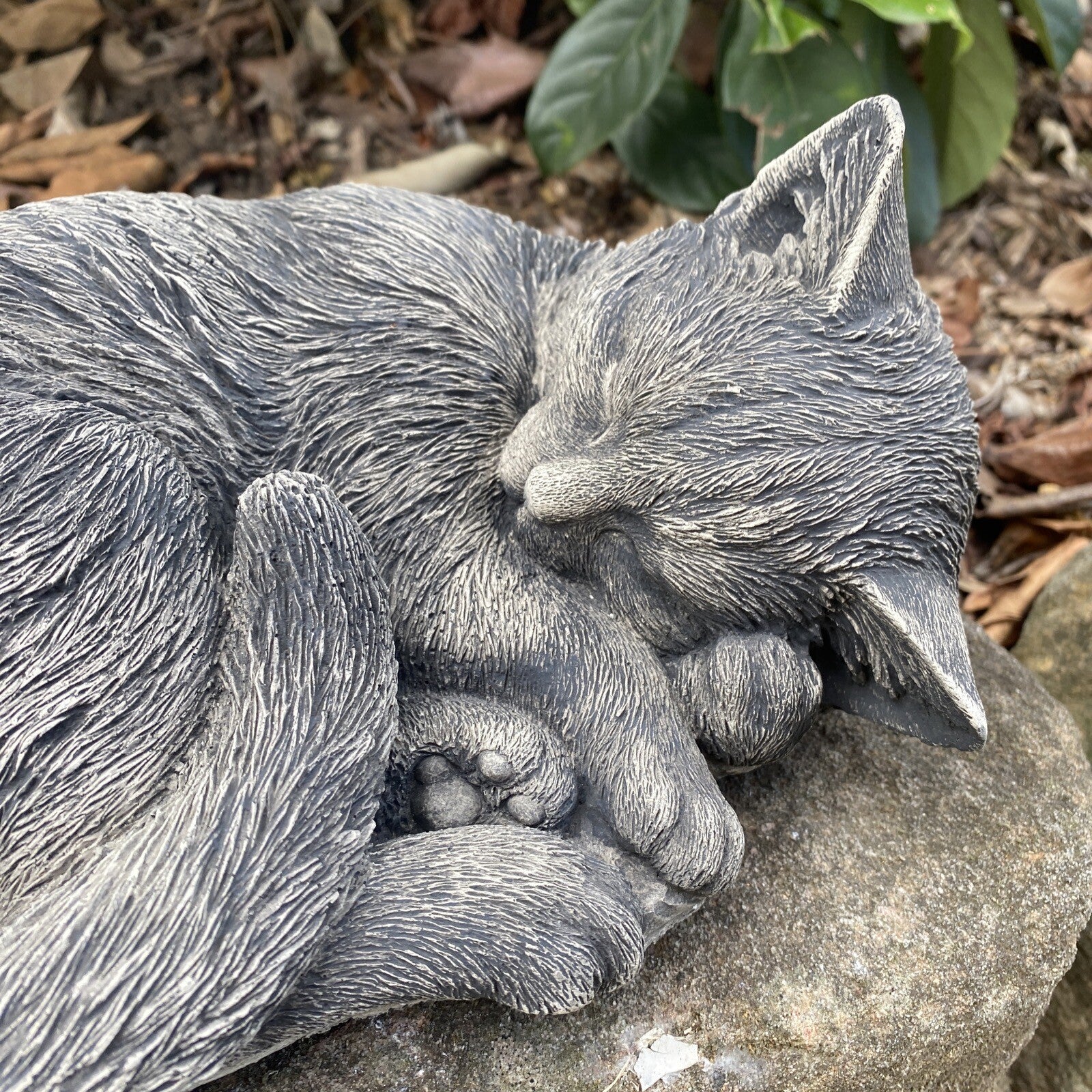 Cat Statue Memorial Sleeping Kitten Grey Animal Concrete Cement Australian Made