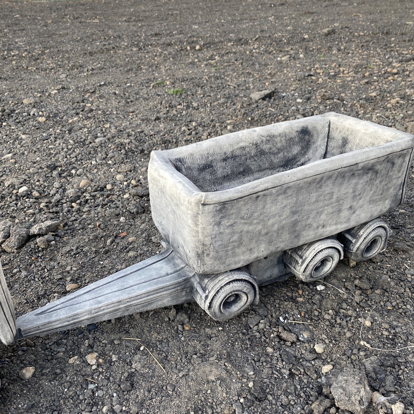 Truck and Dog Statue Ornament - Pick up only