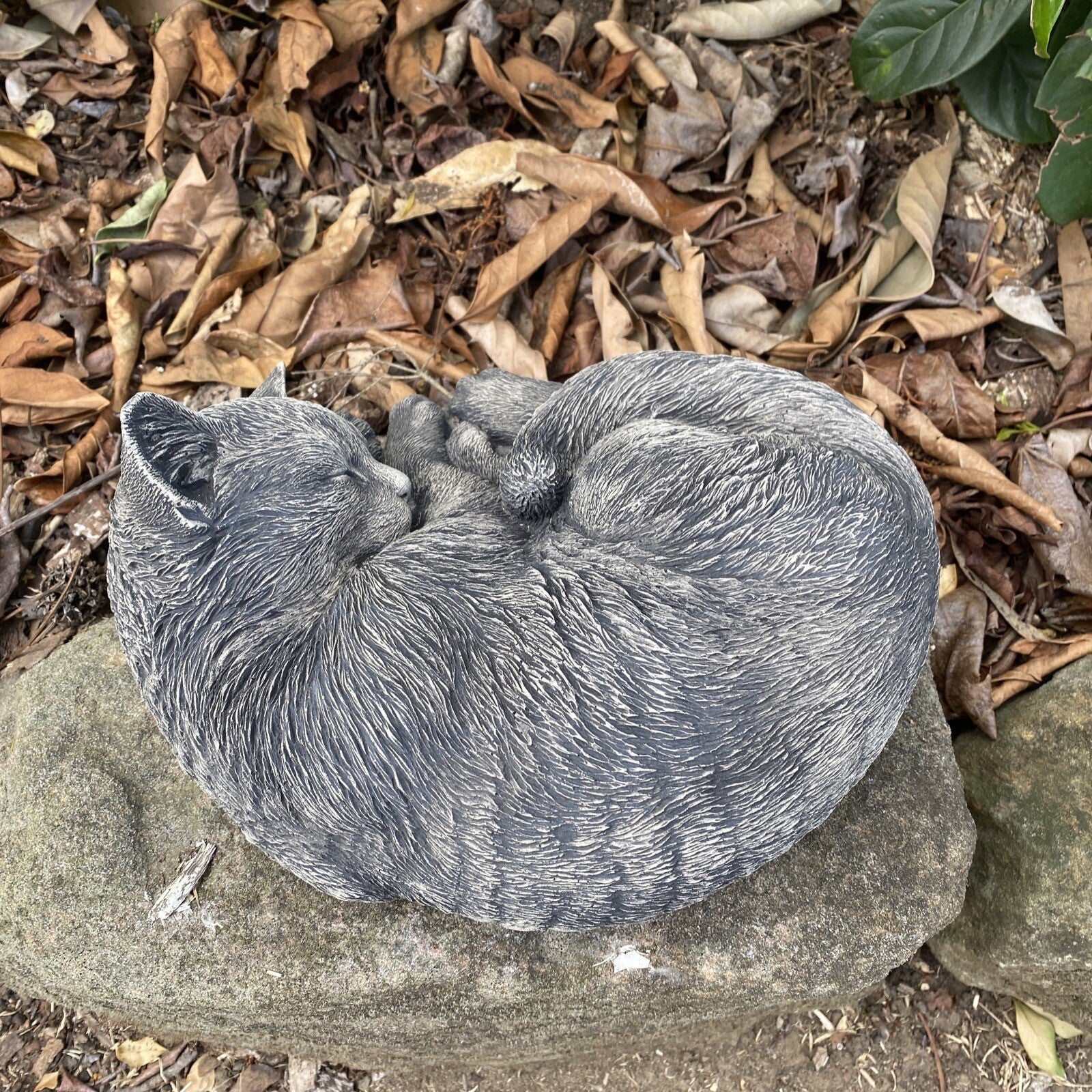 Cat Statue Memorial Sleeping Kitten Grey Animal Concrete Cement Australian Made
