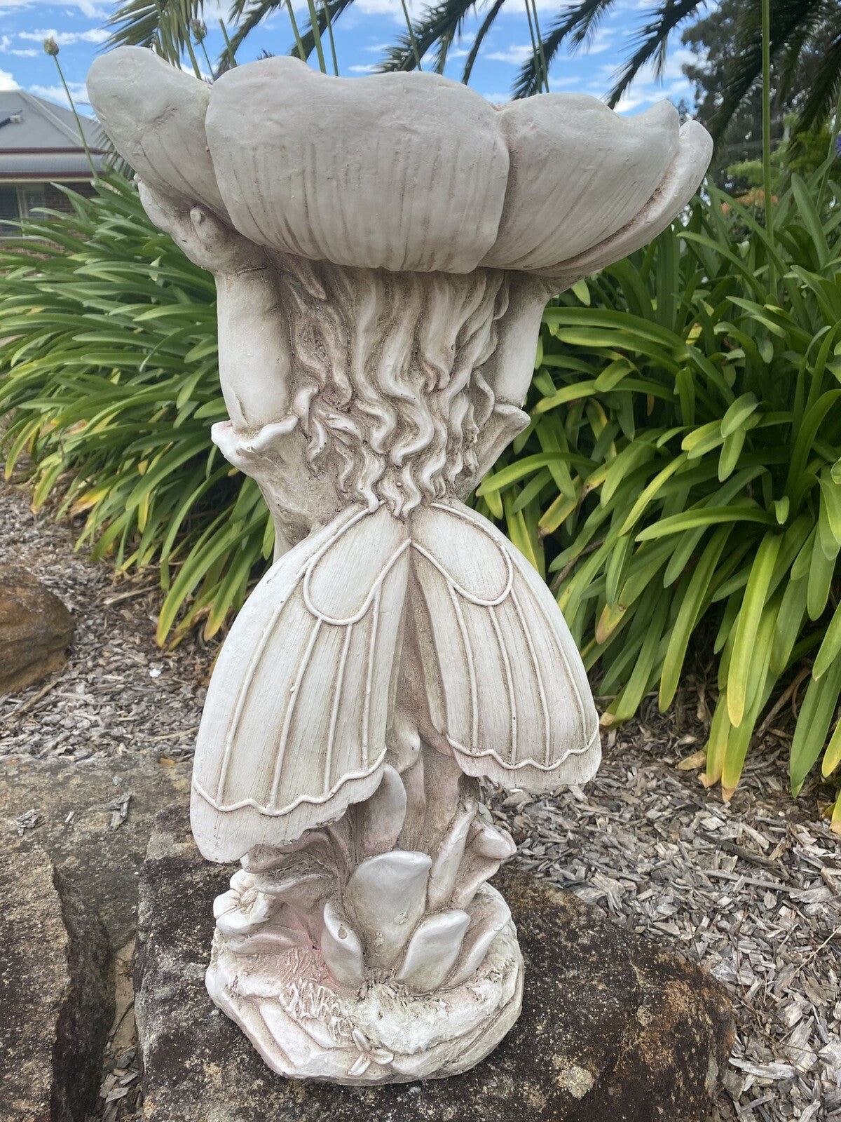 Fairy Bird Bath Feeder Bee Garden Animal Statue Ornament