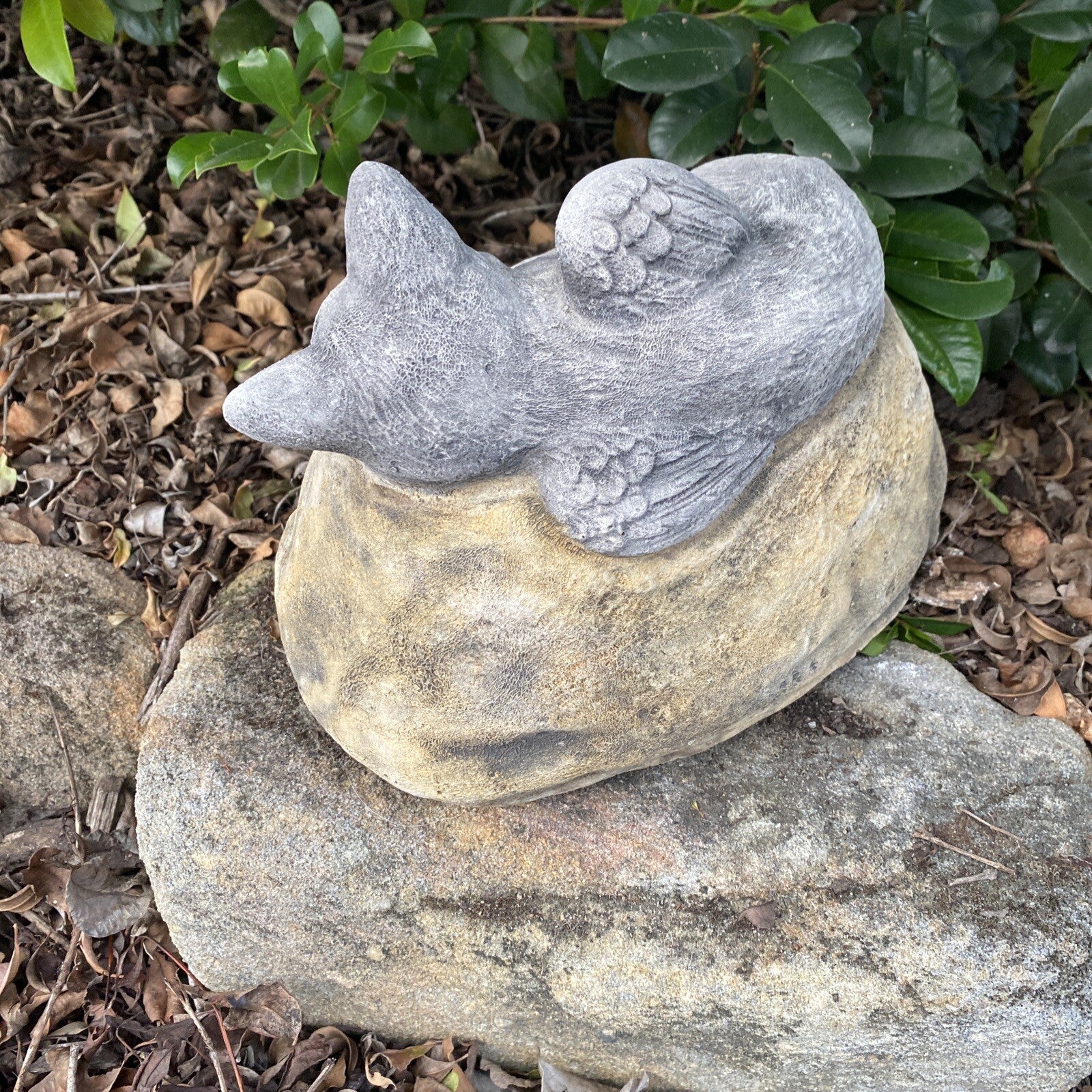 Cat Kitten Memorial Statue Ornament Animal Concrete Cement Garden Australia Made