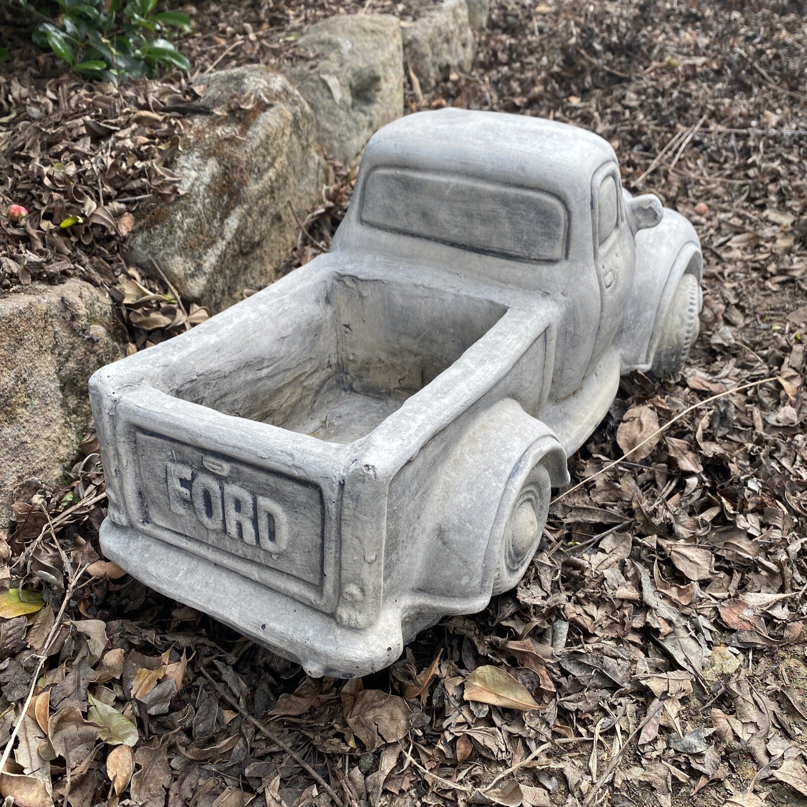 F100 Ford Pick Up  Statue Ornament Animal Concrete Garden Australian Made 1954