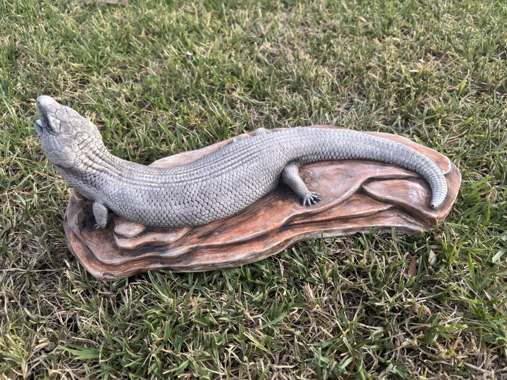 Blue Tongue Lizard Statue Ornament Animal Cement Concrete Garden Australian Made
