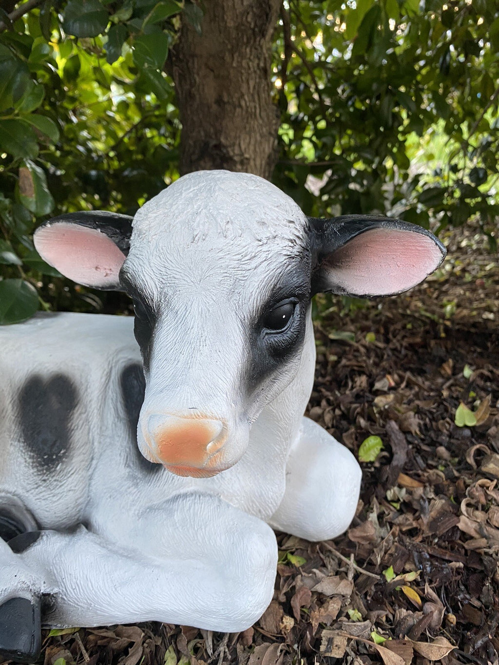 46cm Sitting Cow Ornament Statue Figurine Garden Sculptures Farm Animal Black