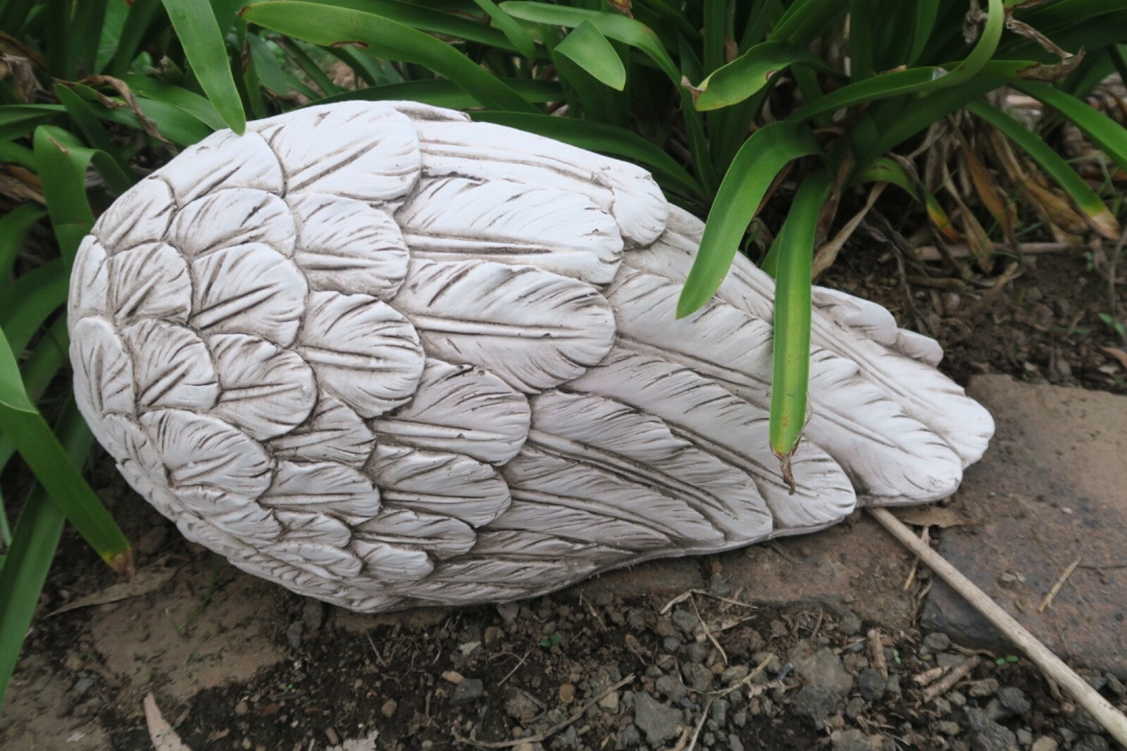 2 x 50cm Angel Sleeping On Wings Garden Ornament Statue Home Decor