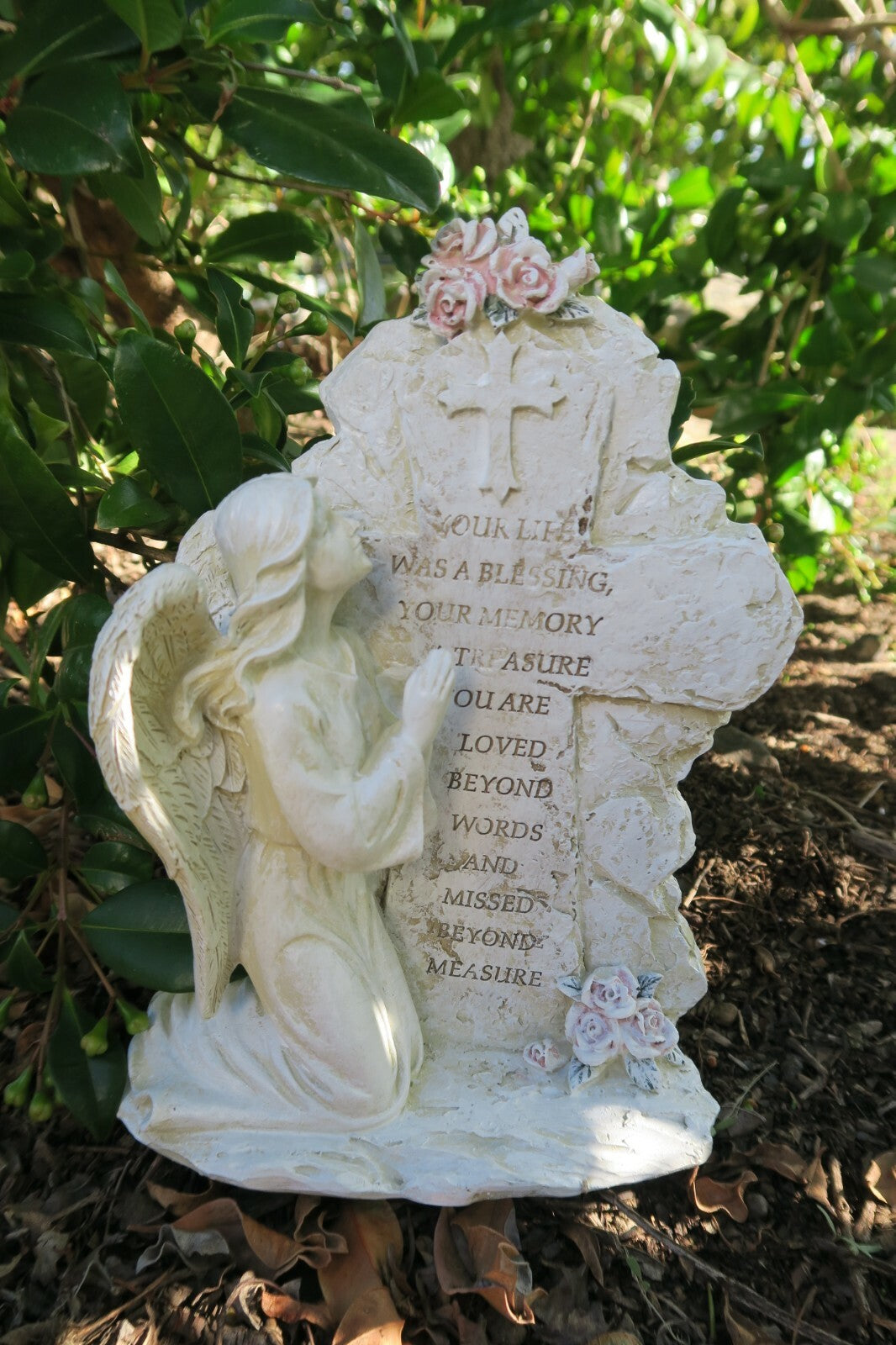 ❤️ Memorial Cemetery Inspirational Angel Kneeling Statue Plaque Inscription ❤