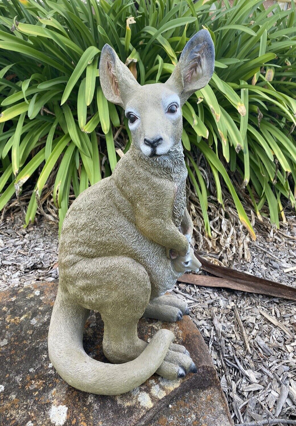 KANGAROO WITH JOEY ANIMAL GARDEN STATUE ORNAMENT SCULPTURE HOME DECOR 55cm