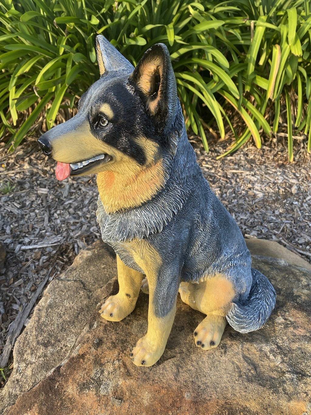 BLUE CATTLE DOG HEELER STATUE PUPPY MEMORIAL ANIMAL GARDEN ORNAMENT FIGURINE