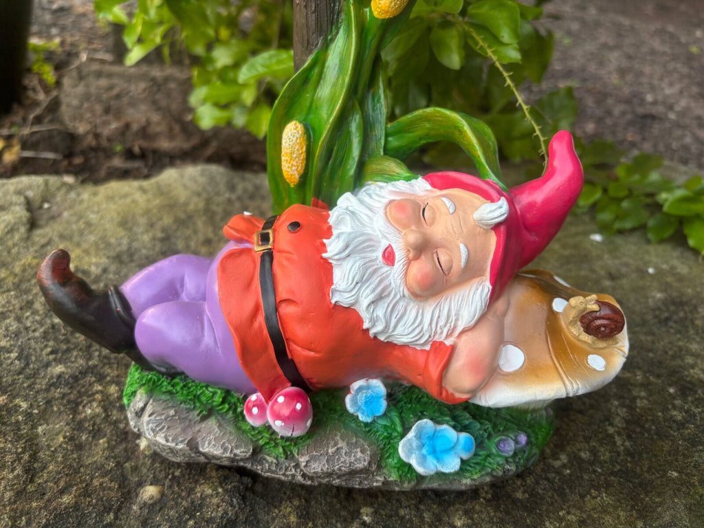 Garden Gnome Chilling Welcome Sign Garden Ornament Statue