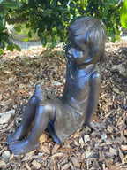 GIRL WITH BIRD ON HER KNEE GARDEN STATUE ORNAMENT FIGURINE