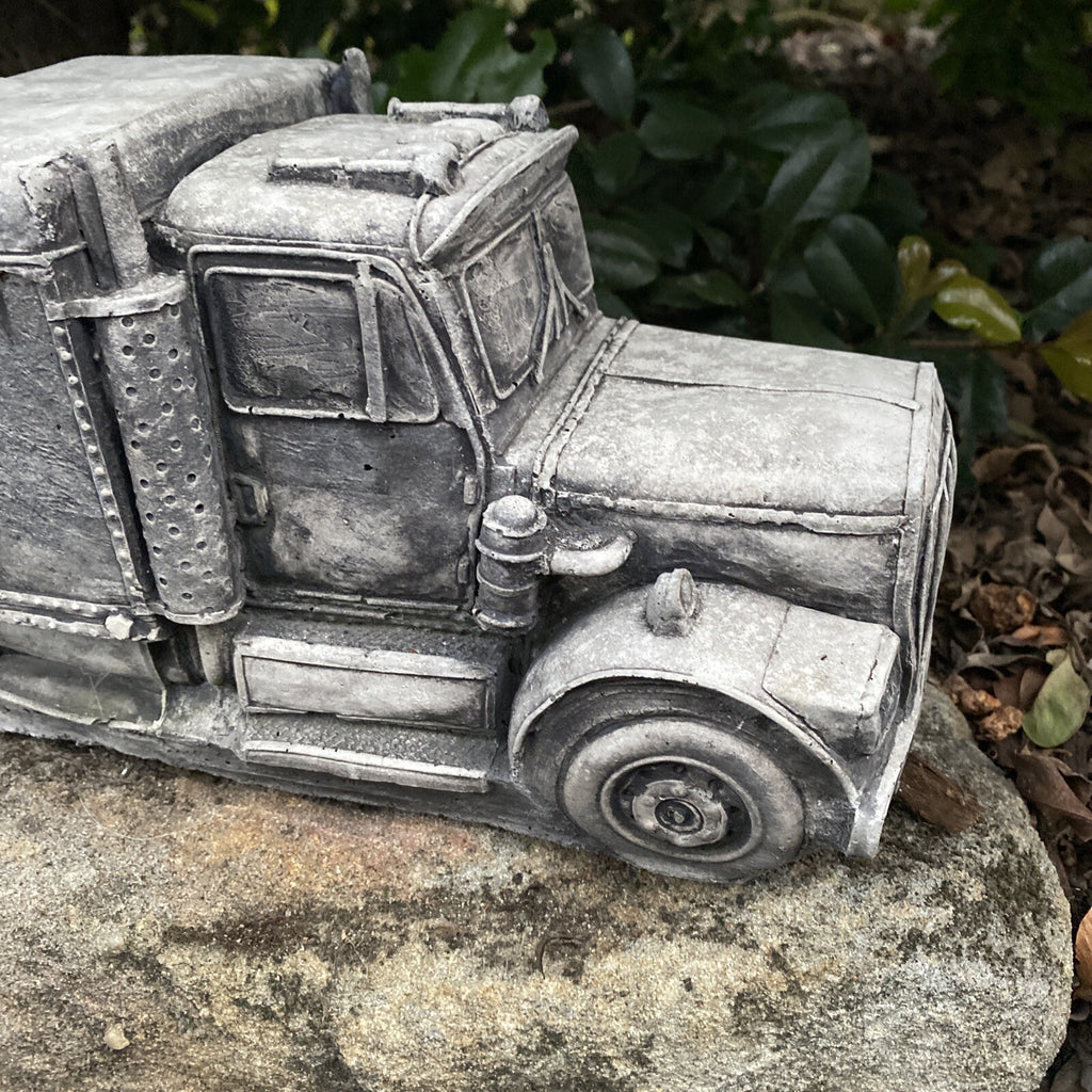Prime Mover Truck Statue Ornament Animal Concrete Cement Garden Australian Made
