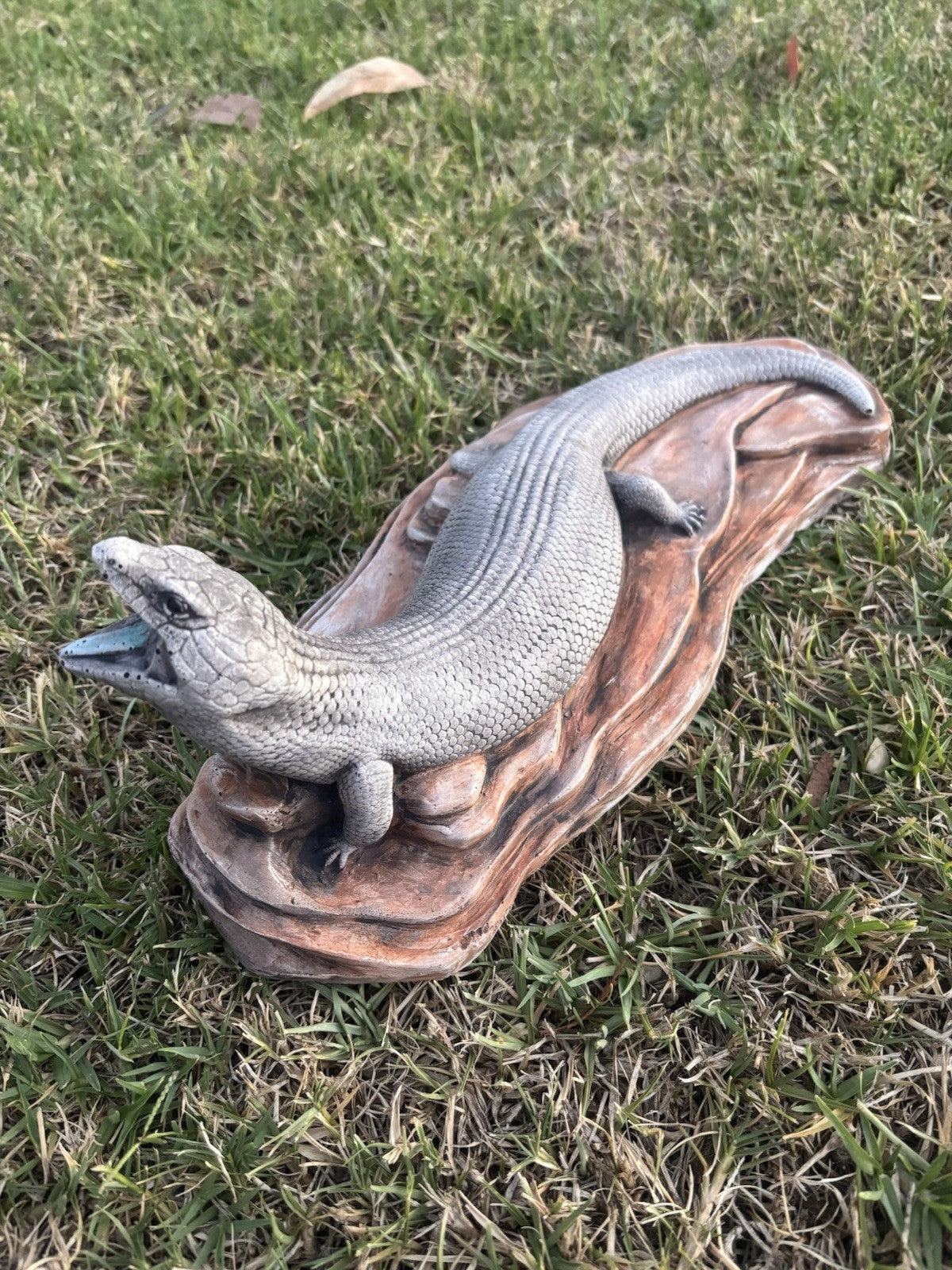 Blue Tongue Lizard Statue Ornament Animal Cement Concrete Garden Australian Made