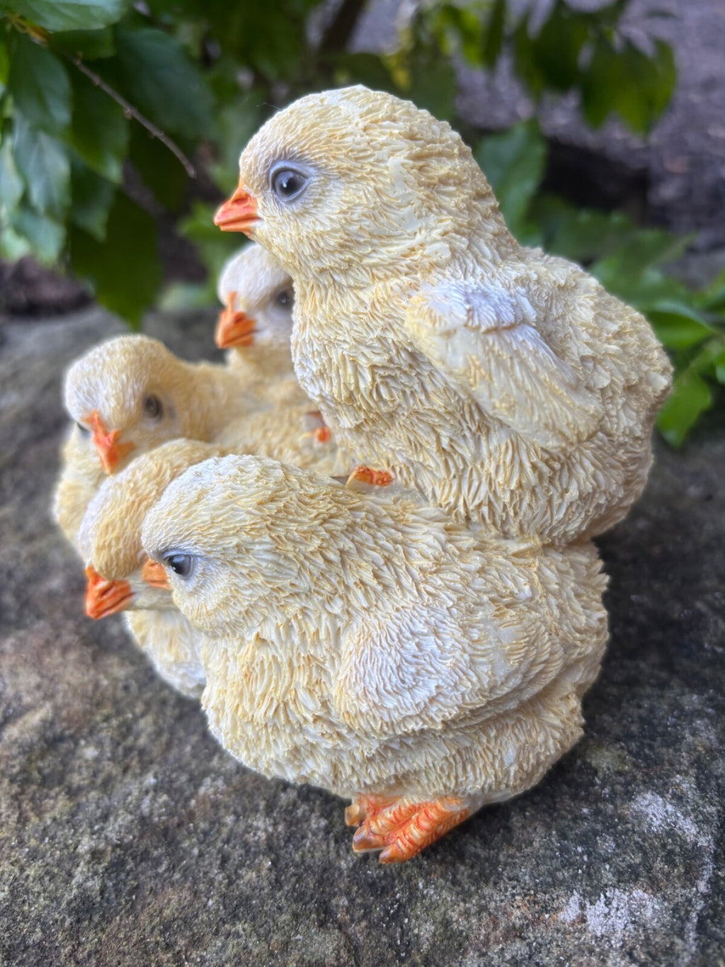 Chicken Chicks Poultry Garden Statue Ornament Figurine