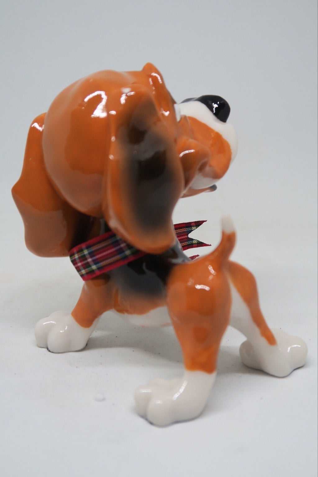 Little Paws Baxter The Beagle Dog Pet Figurine Statue Home Decor Ornament