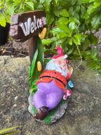 Garden Gnome Chilling Welcome Sign Garden Ornament Statue