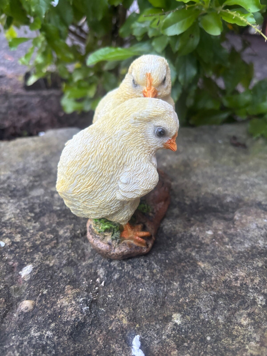 Chicks Chicken Poultry Statue Ornament Figurine