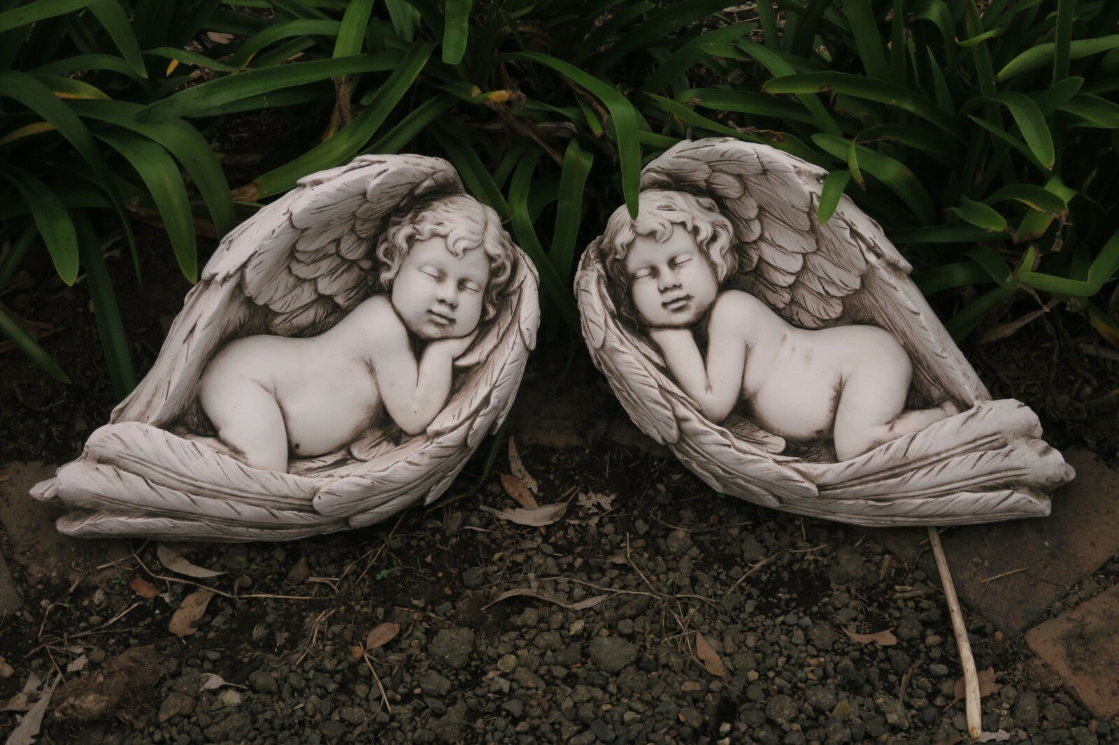 2 x 50cm Angel Sleeping On Wings Garden Ornament Statue Home Decor