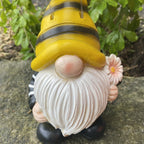 23cm Gnome Bee Holding A Daisy Home Garden Ornament Figurine Statue Decor NEW