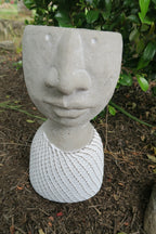 HEAD POT PLANT PLANTER WITH MESH LOOK SUCCULENT GARDEN FEATURE SET OF 2 SMALL