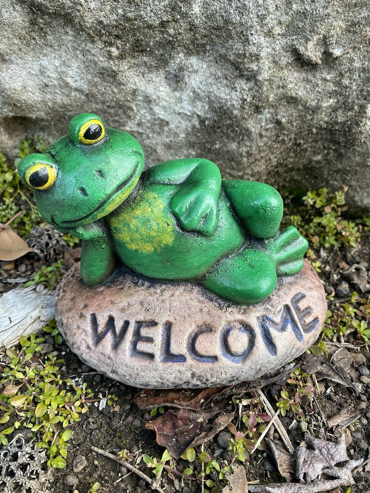 Green Tree Frog Welcome  Animal Concrete Cement Garden Statue Australian Made