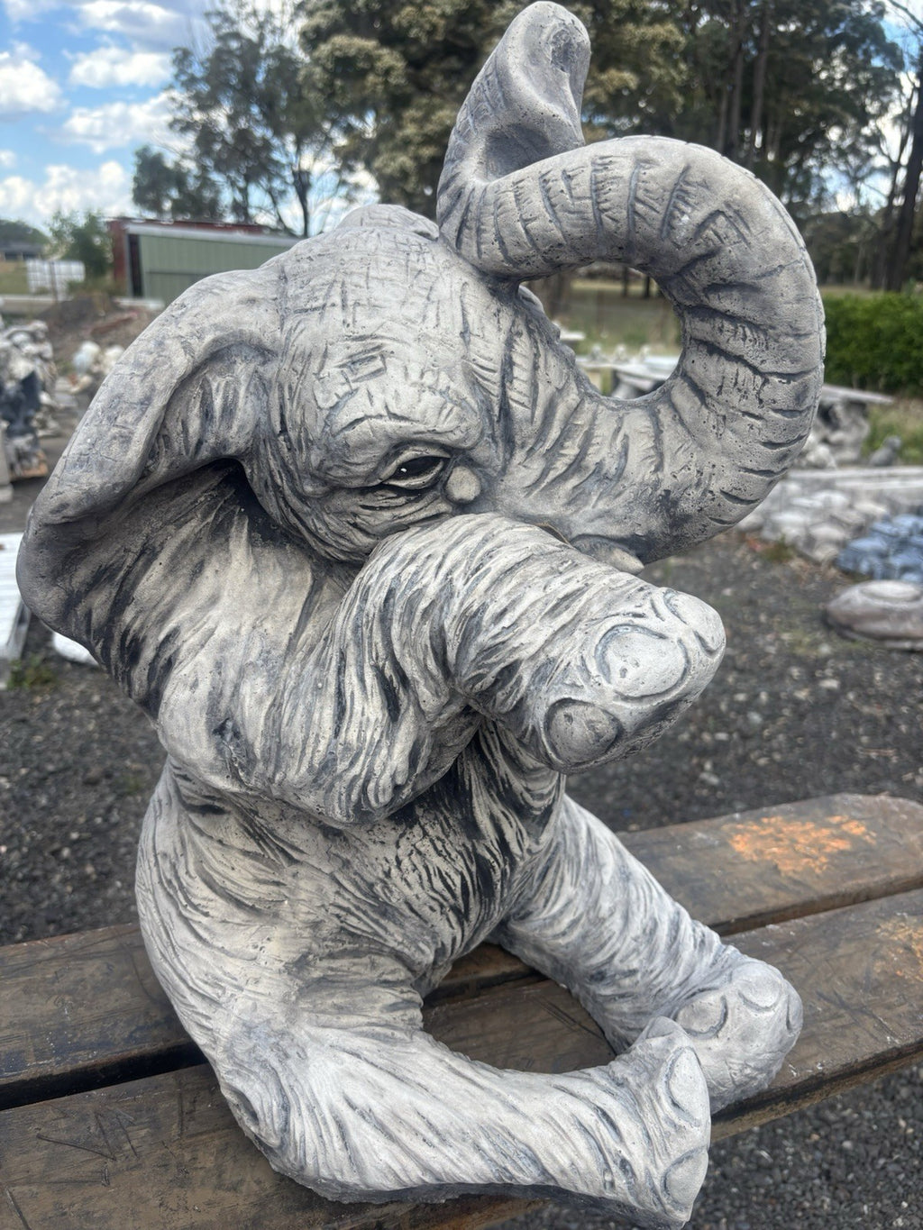 Concrete Elephant Garden Statue – Outdoor Cement Elephant Ornament – Garden Deco