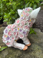 PIG WITH FLOWERS FARM ANIMAL GARDEN STATUE ORNAMENT FIGURINE SCULPTURE