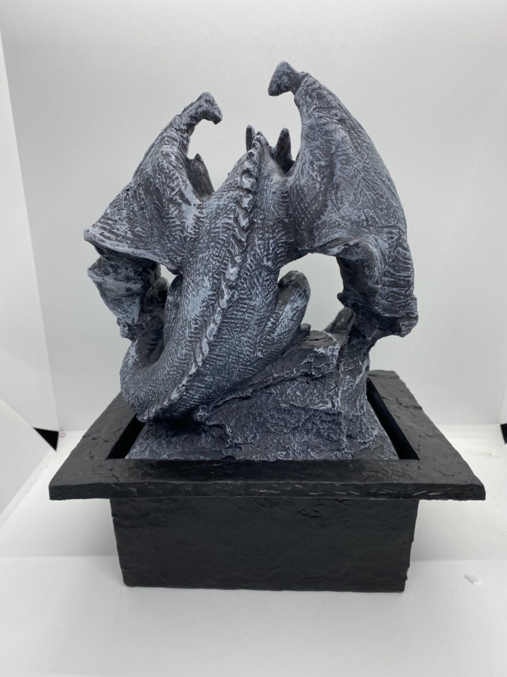MYSTICAL DRAGON WATER FEATURE FOUNTAIN INDOOR OUTDOOR BENCH TOP HOME DECOR