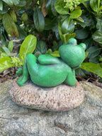 Green Tree Frog Welcome  Animal Concrete Cement Garden Statue Australian Made