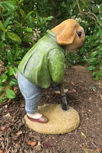 Willow Digging Rabbit Character Statues With Shovel Garden Statue lawn Ornament