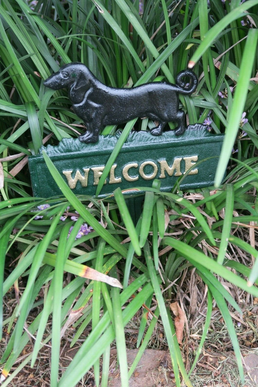 Cast Iron Embossed Garden Stake Sausage Dachshund Dog Garden Decor Lawn Ornament
