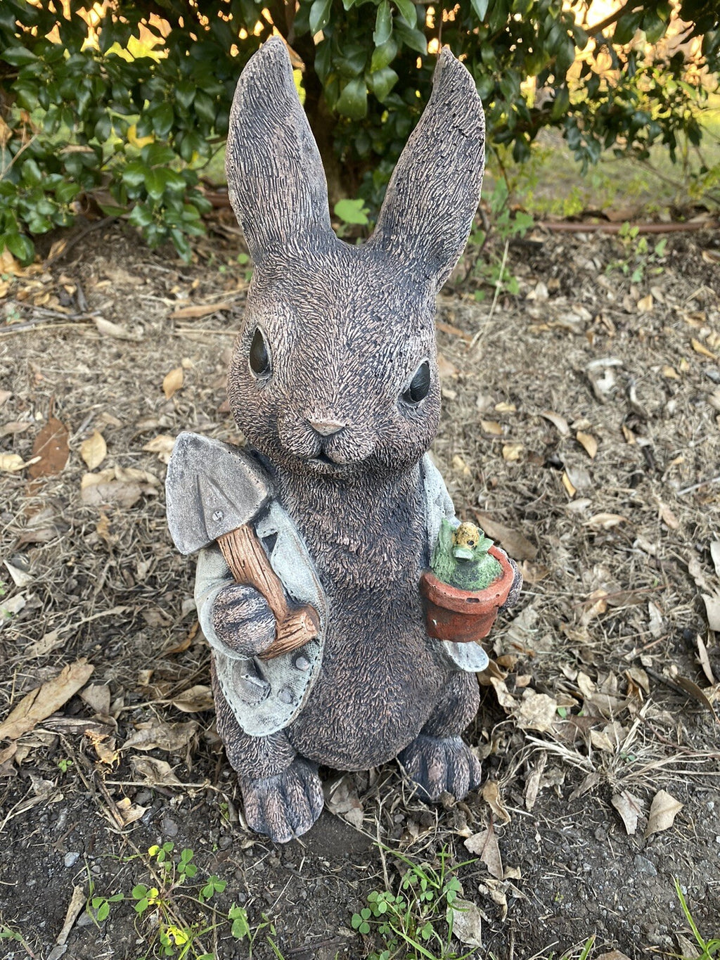 Peter Gardening Rabbit Statue Ornament Animal Concrete Garden Australian Made