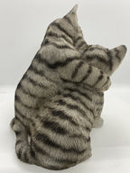 Grey Tabby Cats Cuddling Kitten Statue Ornament Figurine Home Decor Money Box