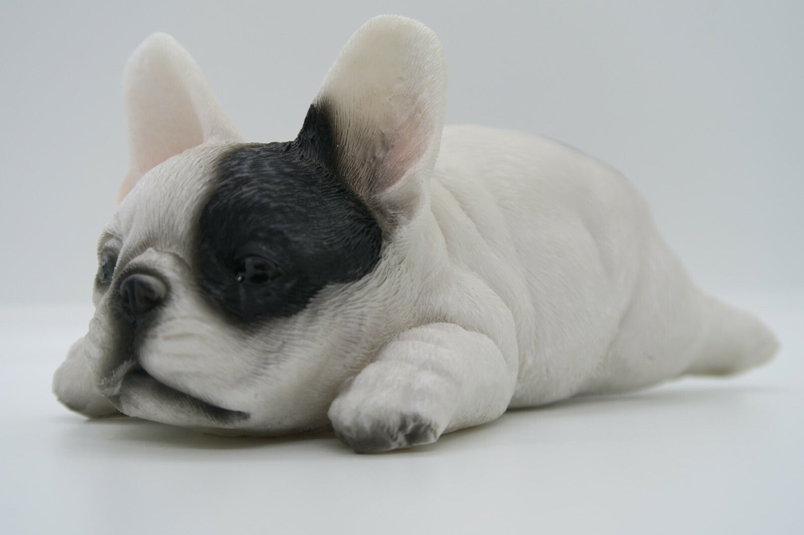 French Bulldog Statue Lay Dog Memorial Ornament Frenchie Home Decor Black White