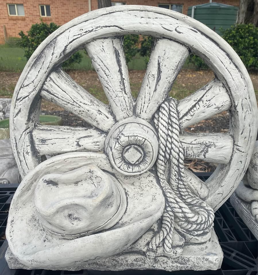ANZAC Wagon Wheel Garden Ornament – Rustic Concrete Garden Statue Decor Australia- PICK UP ONLY