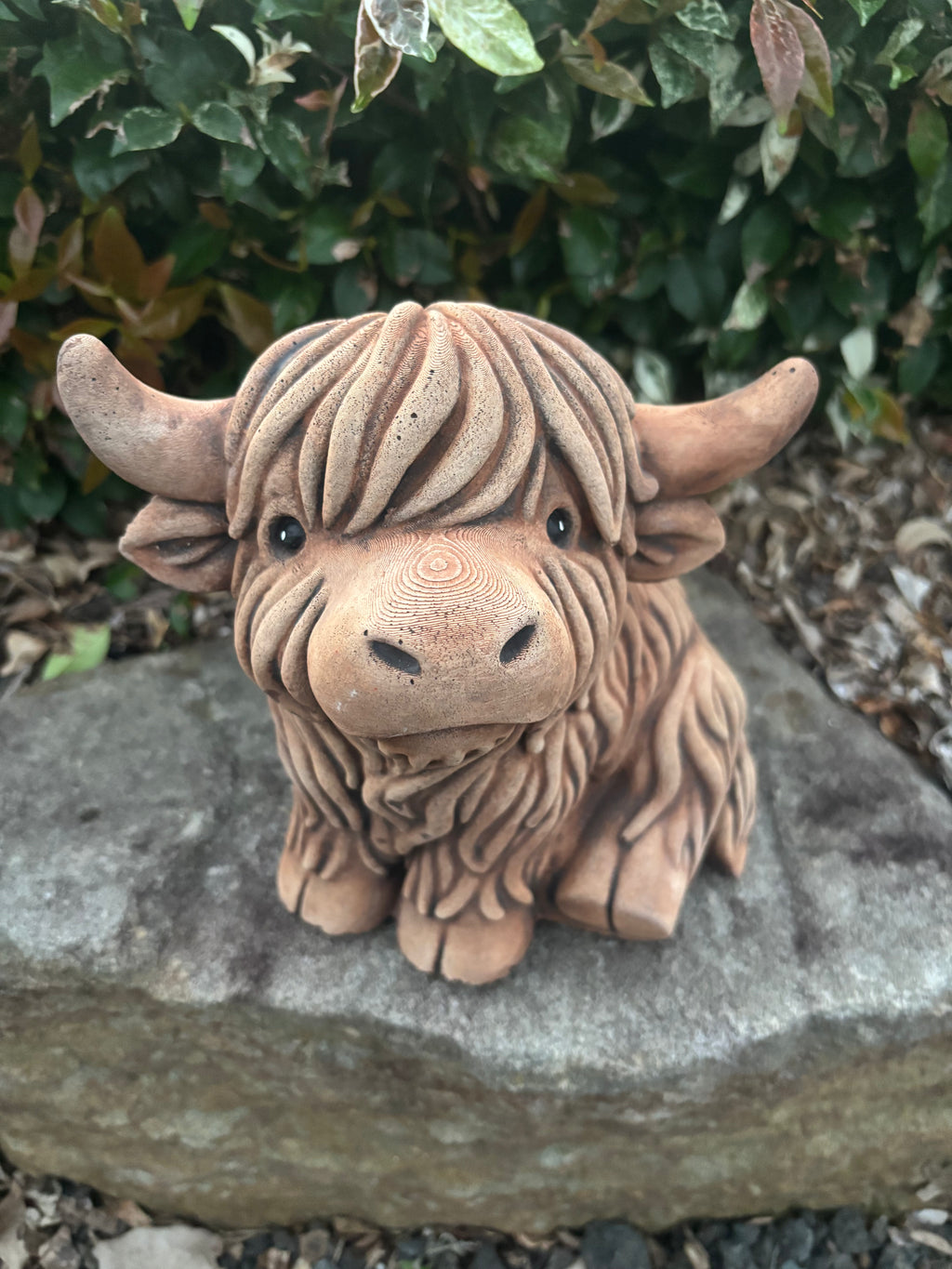 Highland Cow Garden Statue – Rustic Farm Animal Outdoor Decor