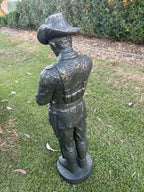22nice4me Garden Statues ANZAC soldier memorial statue in bronze finish standing in a garden setting