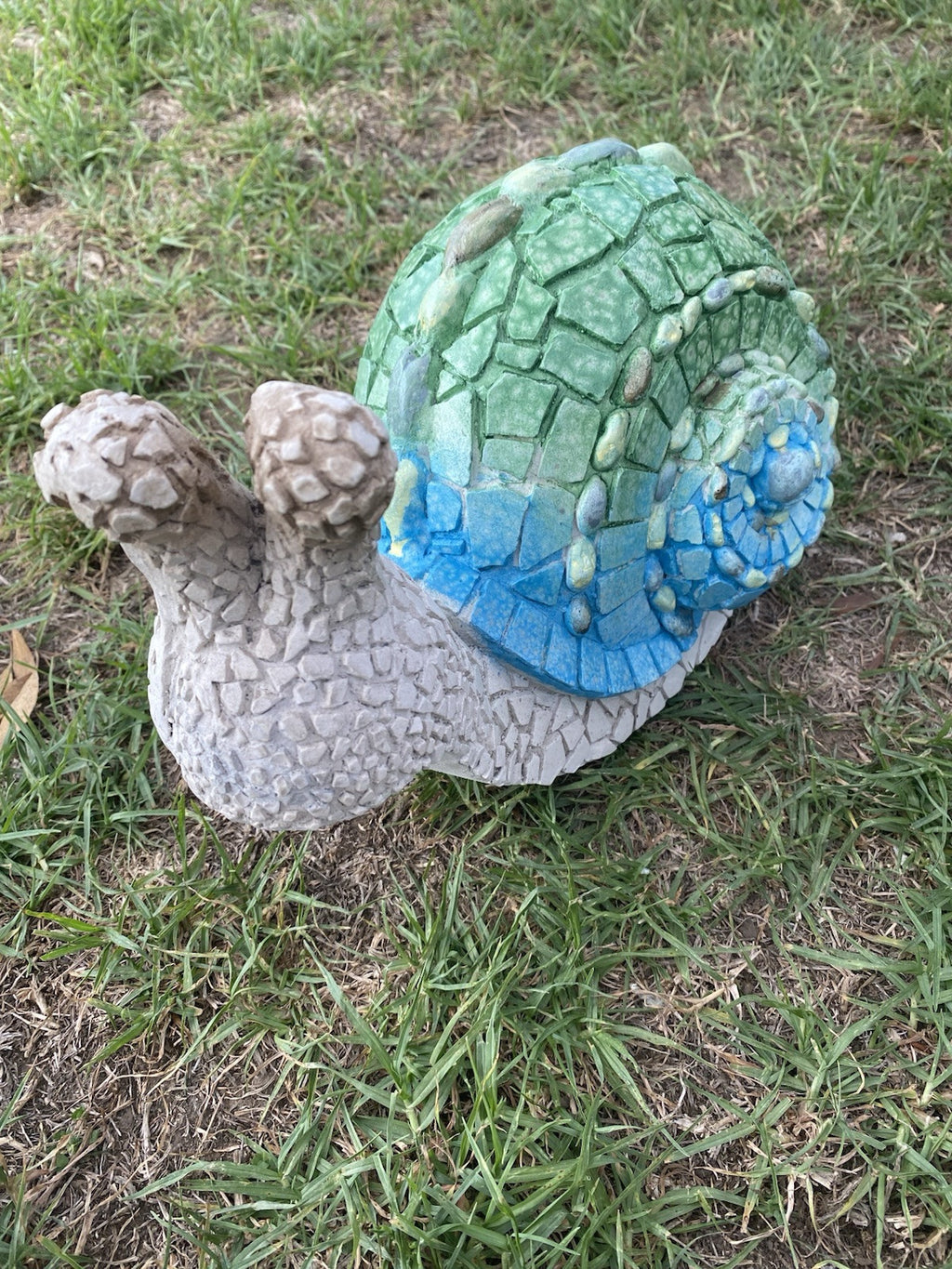 Mosaic Look Snail Garden Statue Ornament Figurine Home Decor