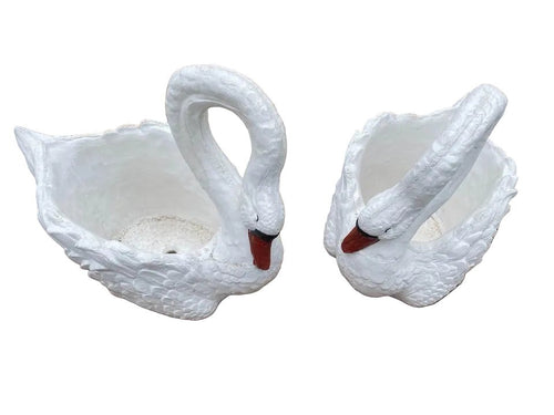 22nice4me Garden Statues pair of white concrete swan planters with detailed feather textures for outdoor gardens